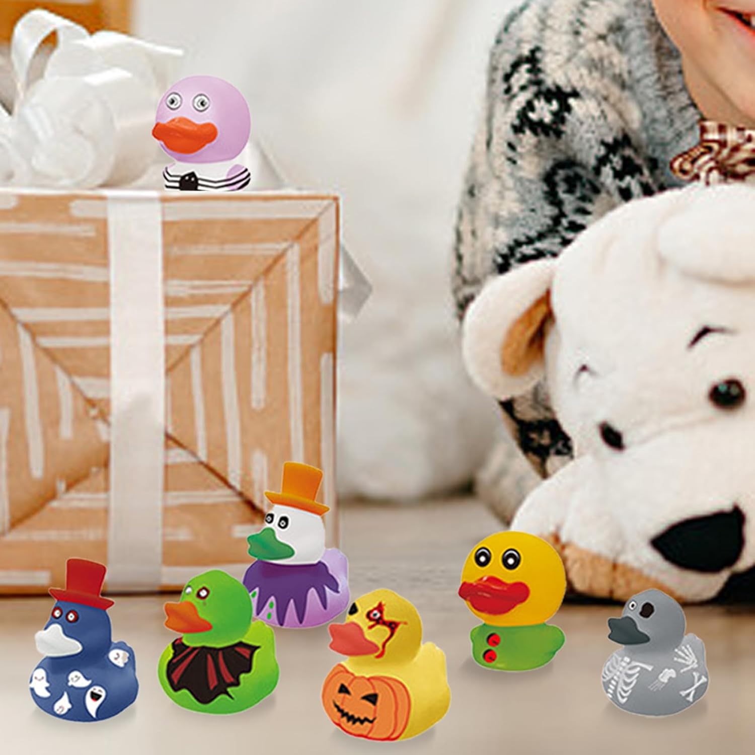 Halloween Rubber Dolls - 24 Different Shower Ducks for Party Favors | Floating Bath Toy for Bags with Stuff or Treats, Carnival Prizes, Gift Bags, Gifts – Bild 3